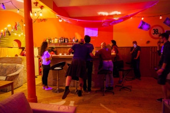 20180616_220412_IMG_2362_60-Jahre-Wien-38_Bar_VRO